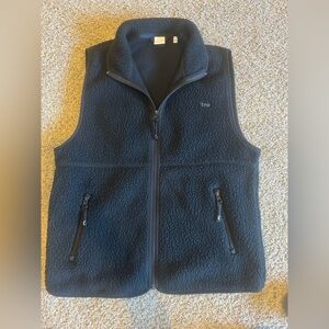TNA Black Polartec Sherpa Vest